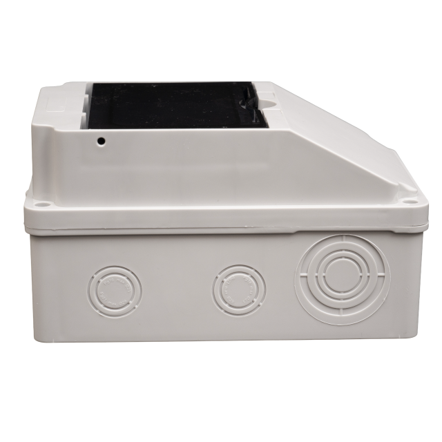 Корпус (щит) на 4 модулі та 1 силовий роз'єм 214x128x120мм IP54 TAKEL