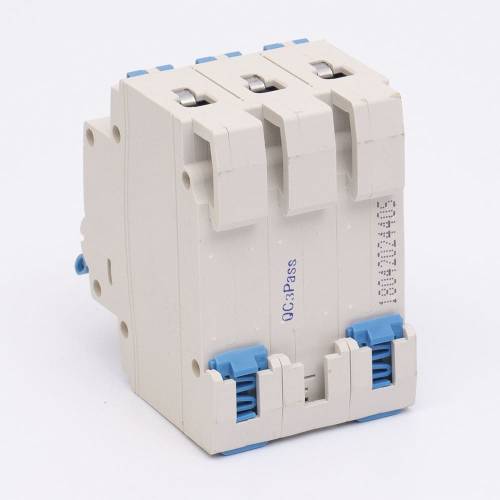 Вимикач автоматичний ВА47-60-С 3Р 40А